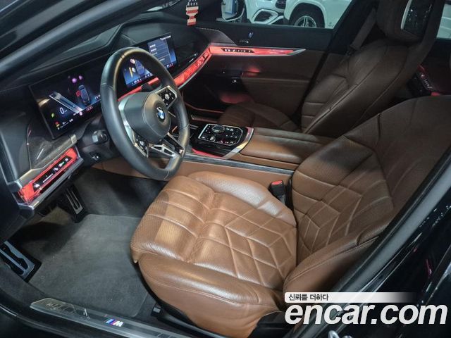 BMW 7-Series 740i sDrive M Sport — пробег 76107 км