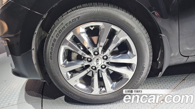Kia Carnival 7-seater Limousine VIP — пробег 90 413 км — фото 5 из 5