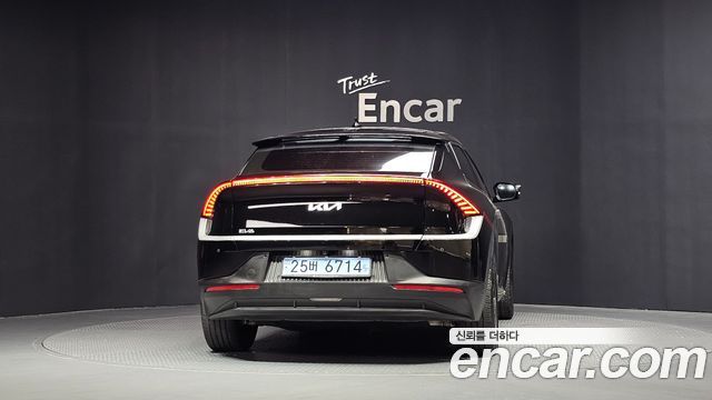 Kia EV6 из Кореи Encar