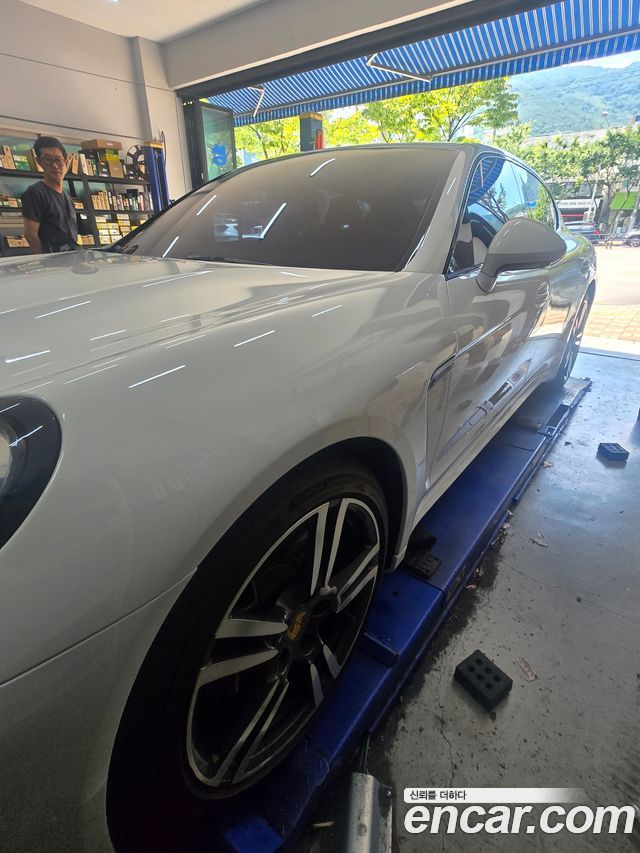 Porsche Panamera из Кореи Encar