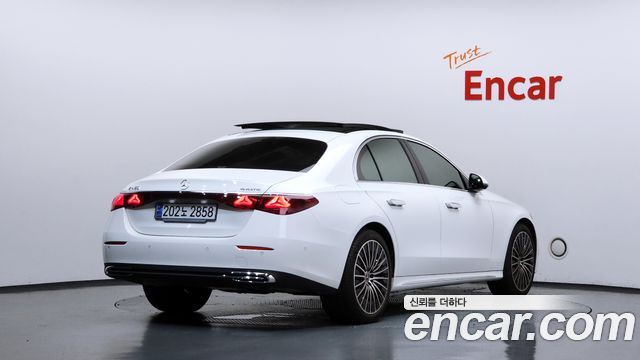 Mercedes-Benz E-Class из Кореи Encar
