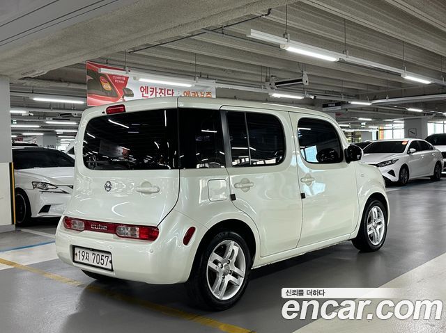 Nissan Cube 1.8 SL Z12 — пробег 139 587 км