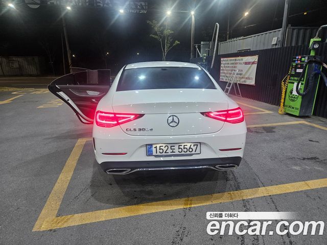 Mercedes-Benz CLS-Class CLS300d 4MATIC — пробег 138 000 км — фото 3 из 5
