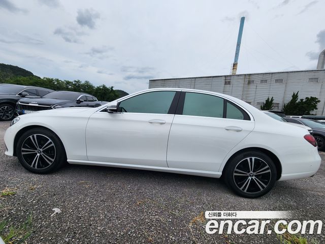 Mercedes-Benz E-Class из Кореи Encar