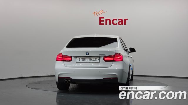 BMW 3-Series из Кореи Encar