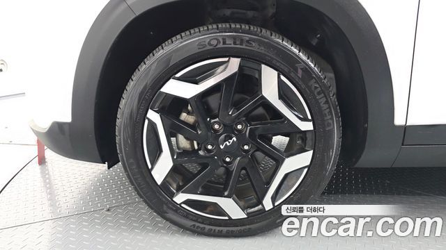 Kia Seltos из Кореи Encar