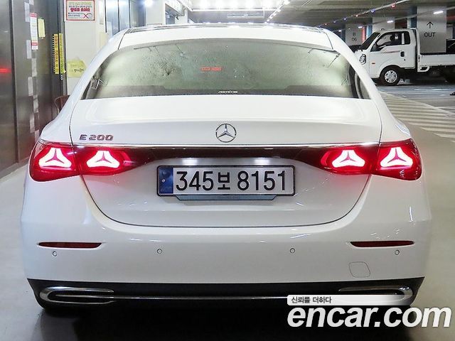 Mercedes-Benz E-Class из Кореи Encar