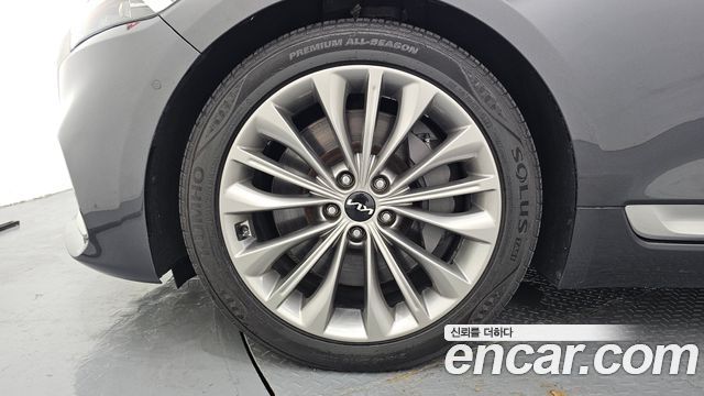 Kia K9 из Кореи Encar