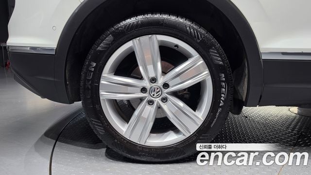 Volkswagen Tiguan 2.0 TDI 4Motion Prestige — пробег 75 263 км — фото 5 из 5