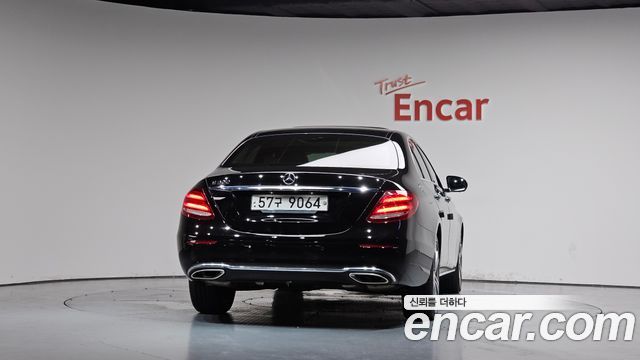 Mercedes-Benz E-Class E300 AV Intelligent Drive — пробег 54 790 км — фото 4 из 5