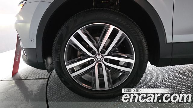 Volkswagen Tiguan из Кореи Encar