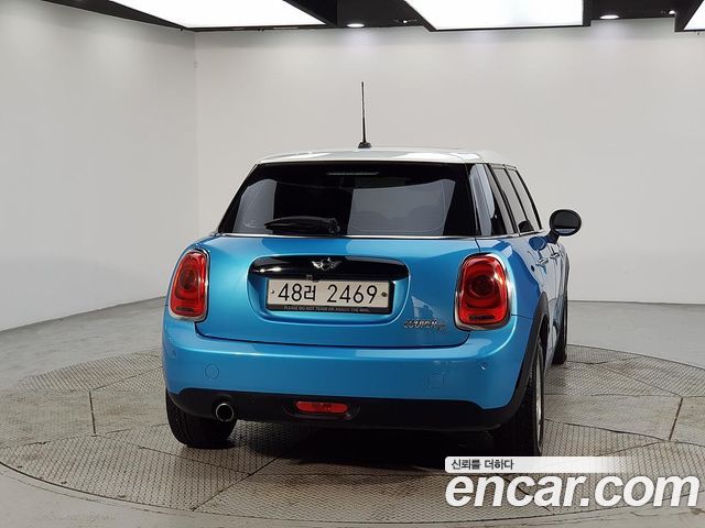 Mini Cooper из Кореи Encar