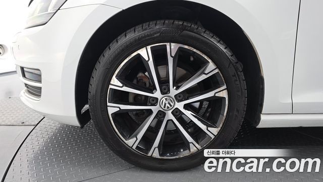 Volkswagen Golf из Кореи Encar
