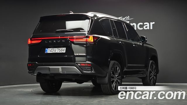 Lexus LX 700h Luxury — пробег 11 км — фото 2 из 5