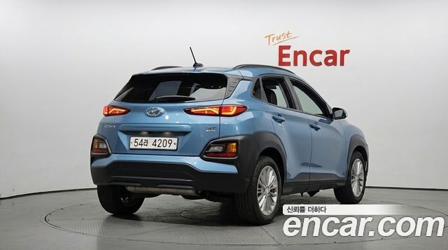 Hyundai Kona из Кореи Encar
