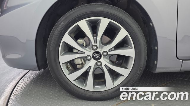 Hyundai Accent 1.4 VVT Modern — пробег 48948 км
