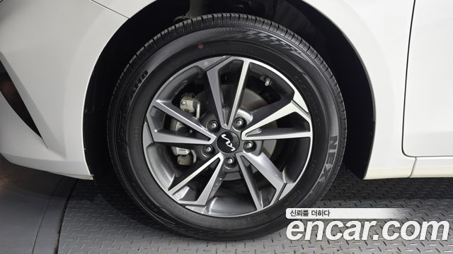 Kia K3 из Кореи Encar
