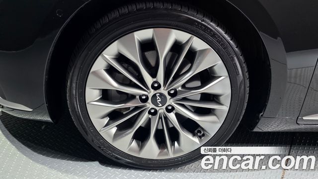 Kia K8 из Кореи Encar