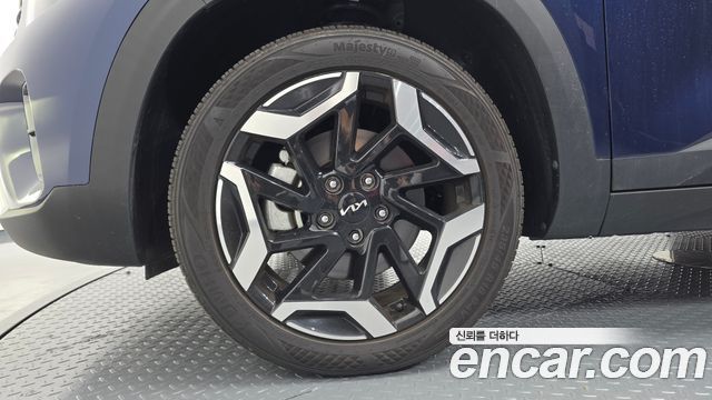 Kia Seltos из Кореи Encar