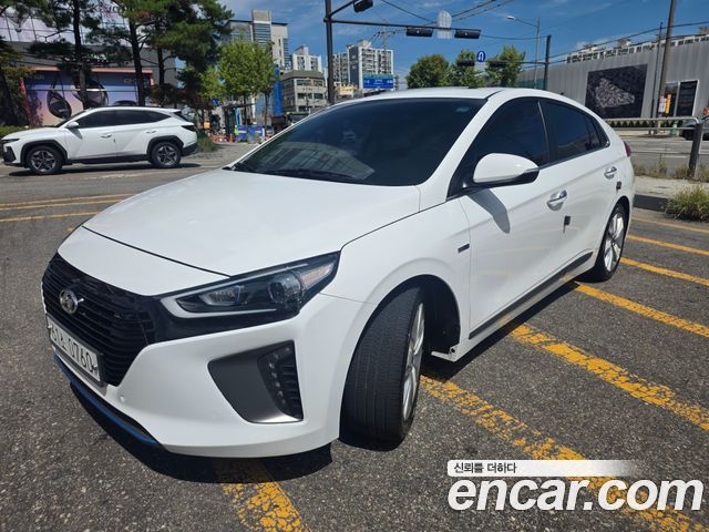 Hyundai Ioniq Q — пробег 165 298 км — фото 2 из 5