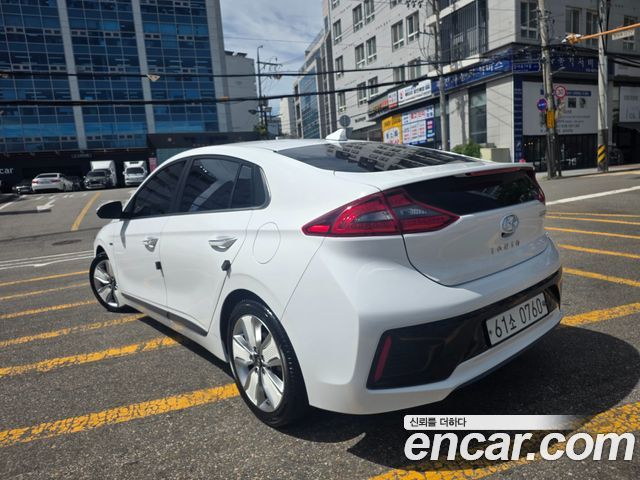 Hyundai Ioniq Q — пробег 165 298 км — фото 5 из 5