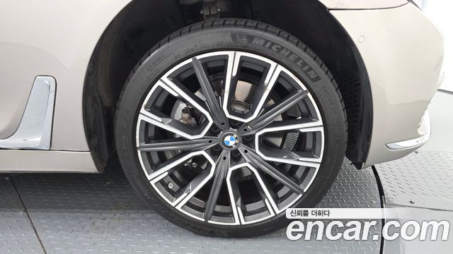BMW 7-Series из Кореи Encar