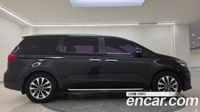 Kia Carnival из Кореи Encar