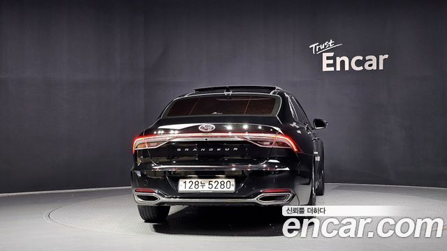 Hyundai Grandeur из Кореи Encar