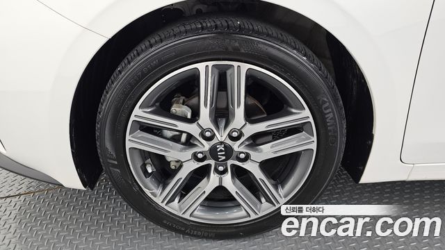Kia K3 из Кореи Encar