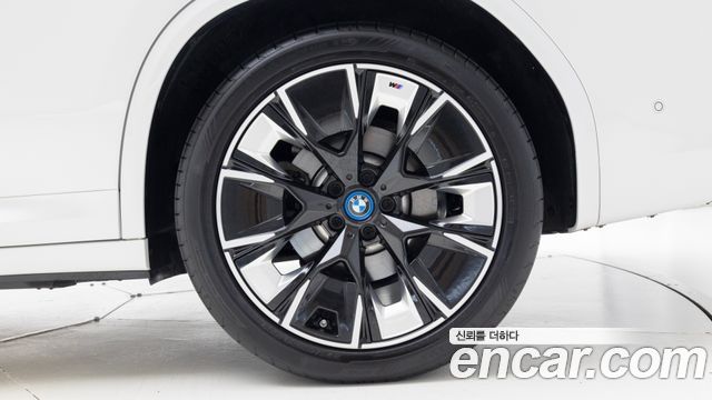 BMW iX3 M Sports — пробег 62430 км