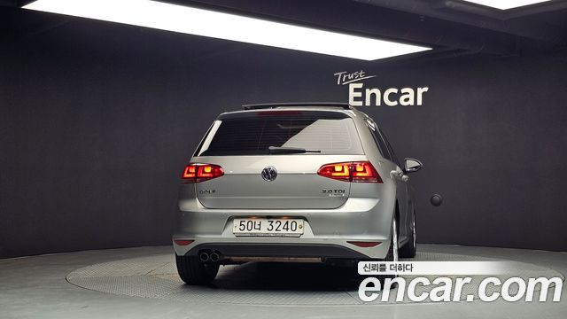 Volkswagen Golf из Кореи Encar