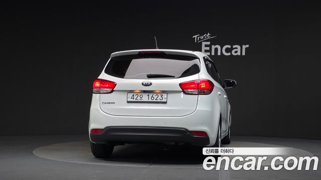 Kia Carens из Кореи Encar