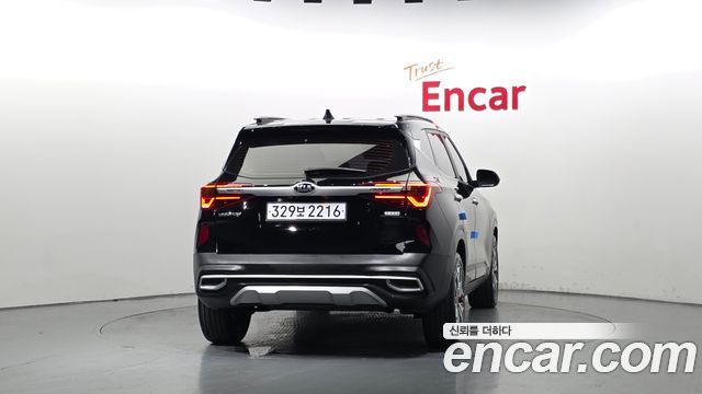 Kia Seltos из Кореи Encar