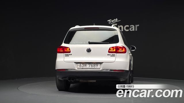 Volkswagen Tiguan 2.0 TDI Comfort 5N — пробег 158 997 км — фото 4 из 5