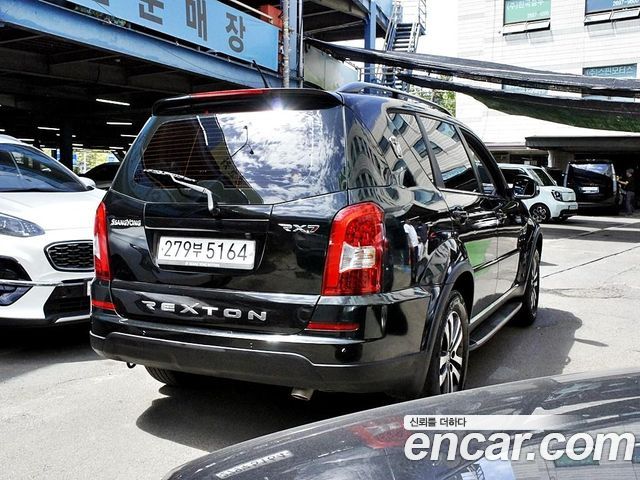 Ssangyong Rexton 2.0 4WD RX7 Luxury — пробег 219 430 км — фото 4 из 5