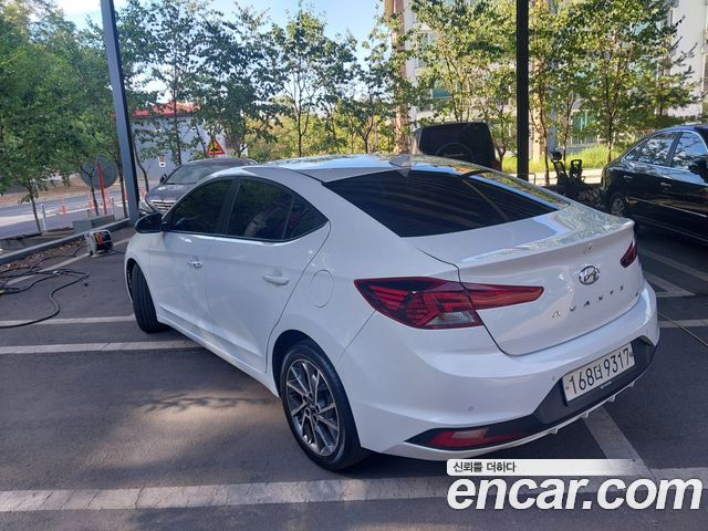 Hyundai AVANTE из Кореи Encar