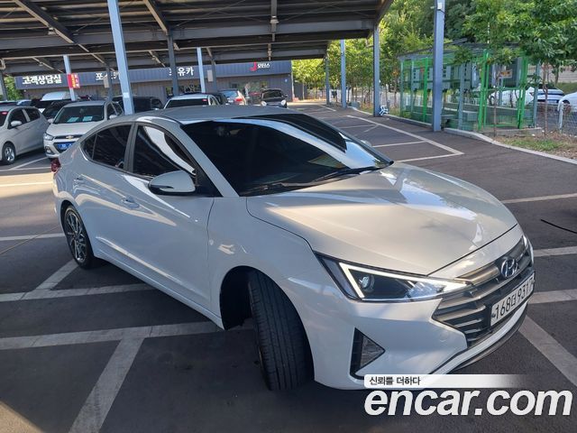 Hyundai AVANTE из Кореи Encar