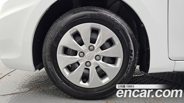 Hyundai Accent 1.4 VVT Style — пробег 87278 км
