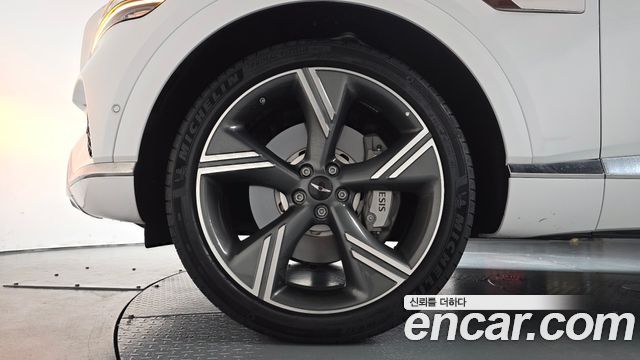 Genesis GV80 2.5T Gasoline AWD — пробег 16437 км
