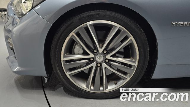 Infiniti Q50 3.5 Hybrid Essence — пробег 174 645 км