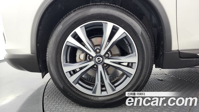 Nissan X-Trail 2.5 4WD — пробег 66 842 км