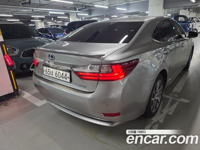 Lexus ES Supreme XV60 — пробег 98 419 км — фото 4 из 5