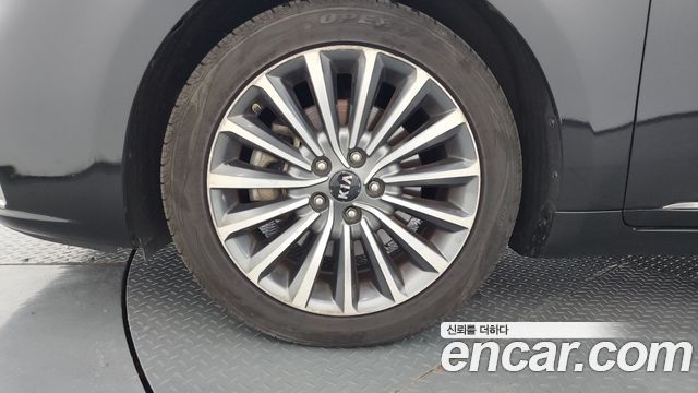 Kia K7 из Кореи Encar