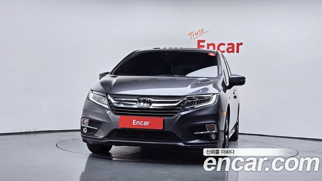 Honda Odyssey 3.5 5th 2018 — пробег 37 329 км