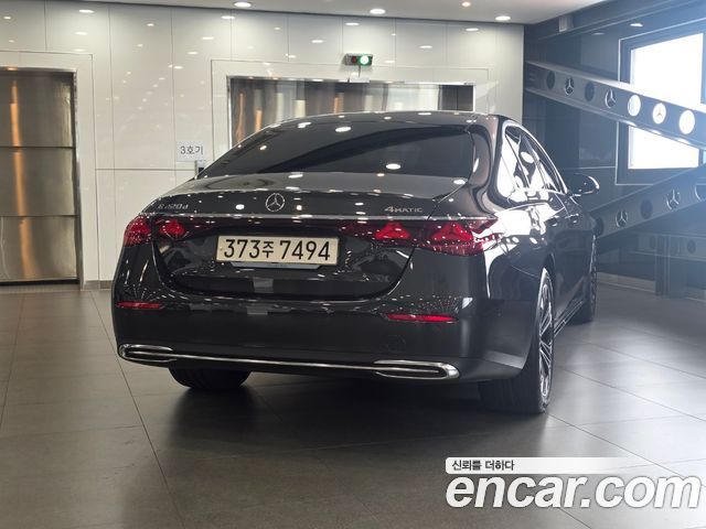 Mercedes-Benz E-Class из Кореи Encar