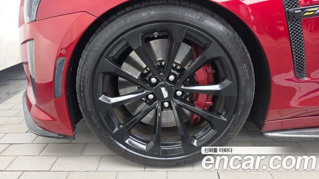 Cadillac CTS-V V8 6.2L — пробег 86 320 км