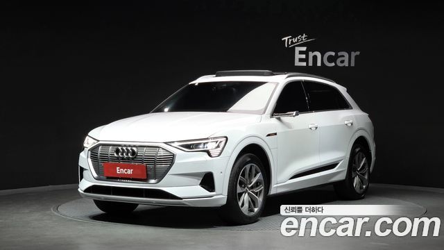 Audi e-tron 55 Quattro — пробег 98 163 км