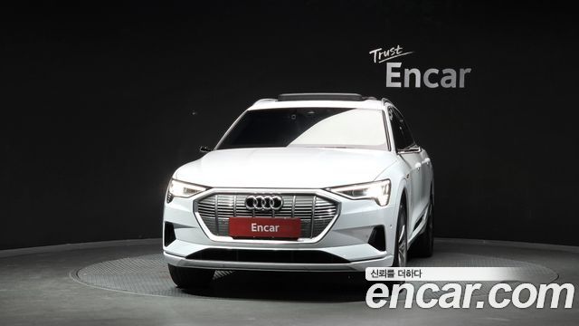 Audi e-tron 55 Quattro — пробег 98 163 км