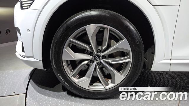 Audi e-tron 55 Quattro — пробег 98 163 км