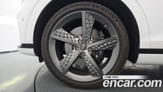 Genesis GV70 из Кореи Encar